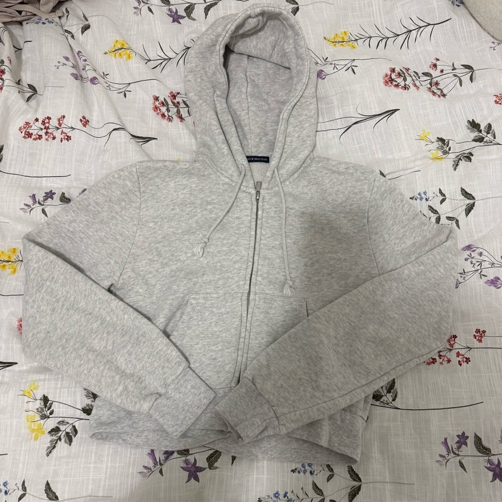 Brandy Melville Gray Zip-Up Hoodie